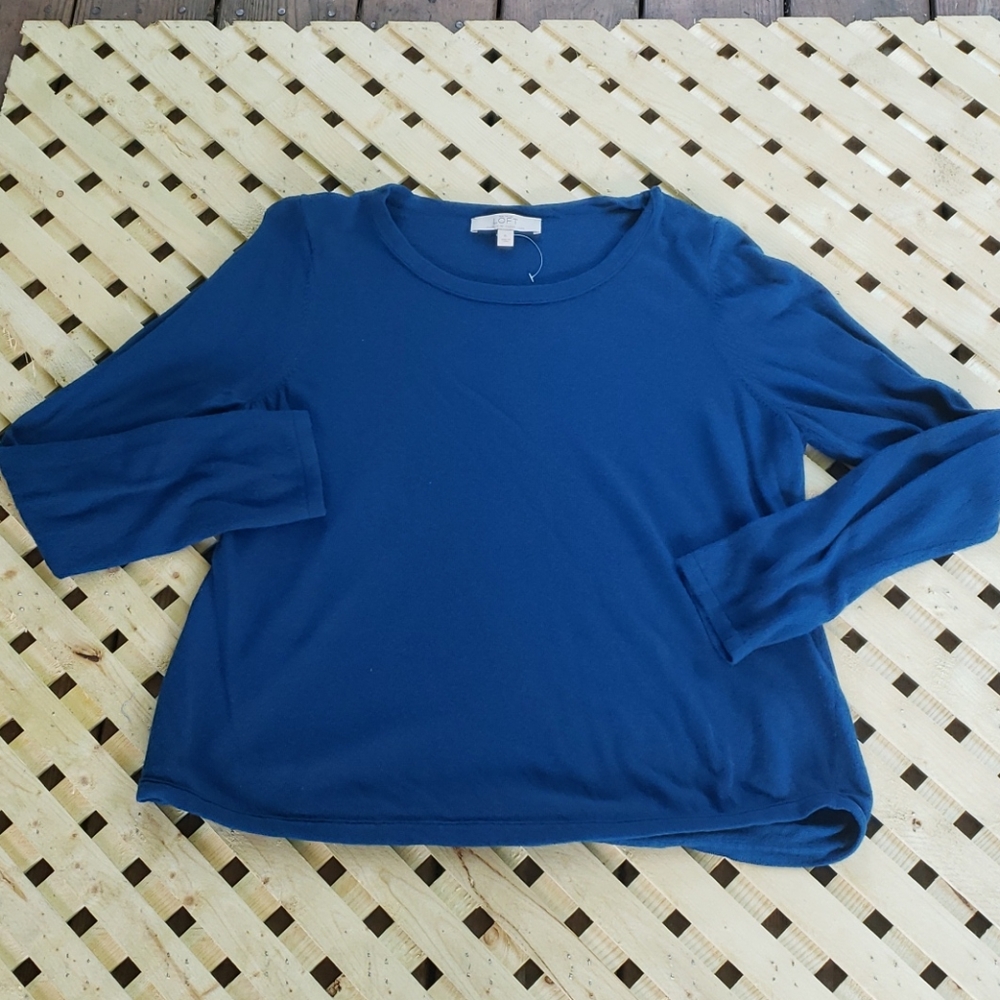 Loft long sleeved shirt size xl